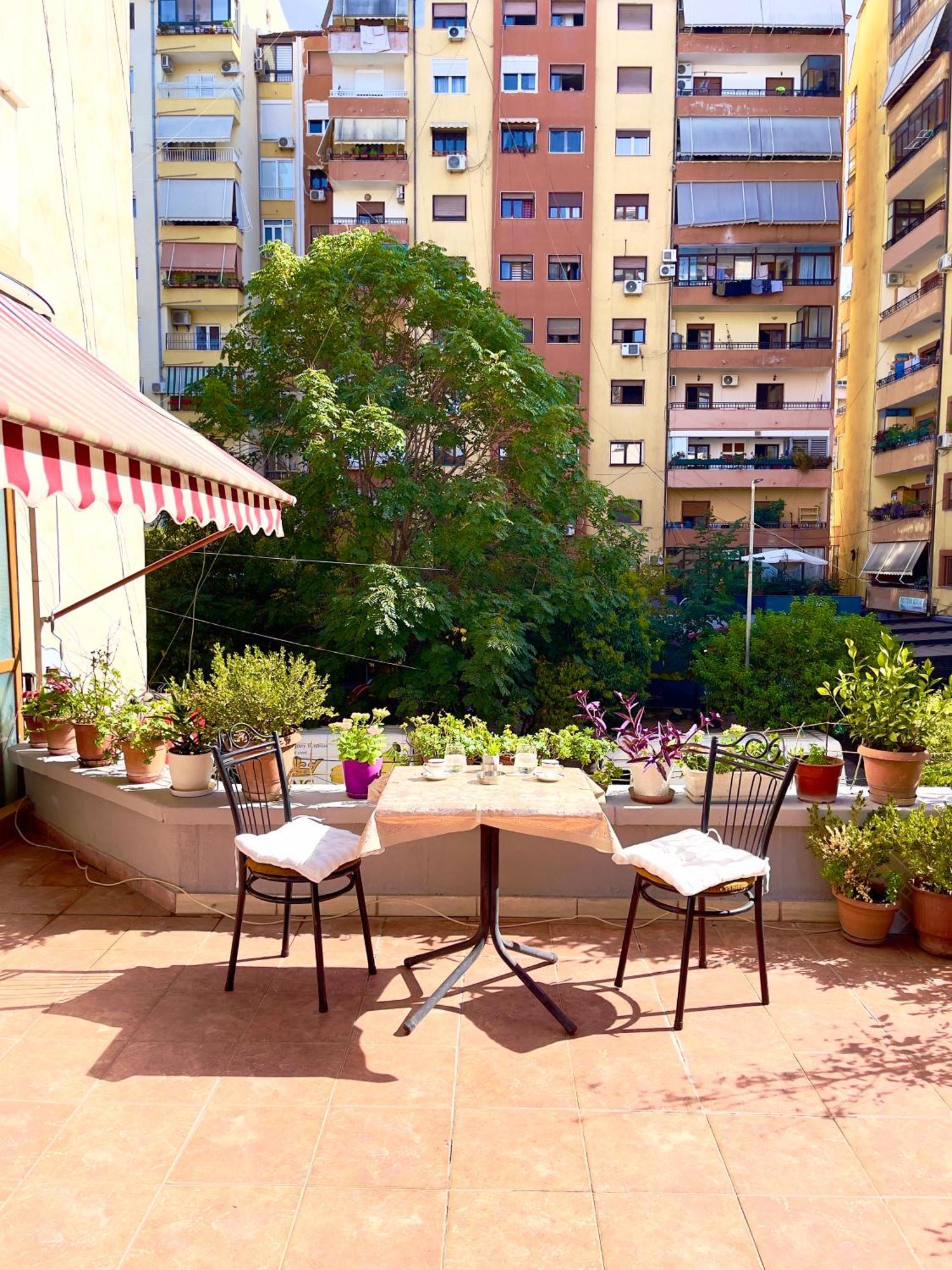 Maris Apartment ติรานา ภายนอก รูปภาพ